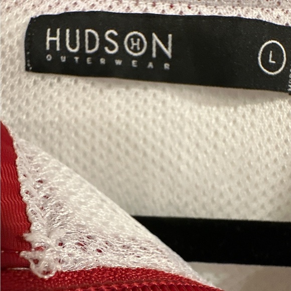 Cartel 1/4 Zip by Hudson. Size Large Excellent White w Green and Red accents - Picture 3 of 3